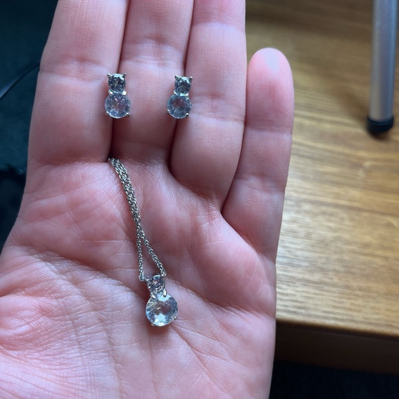 Swarovski set - Picture 2 of 3